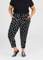 Lounge Around Pant In Print In Sizes 12 To 24
